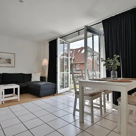 Appartement Haus Ostseeallee 10 Ostseeallee 68 *
